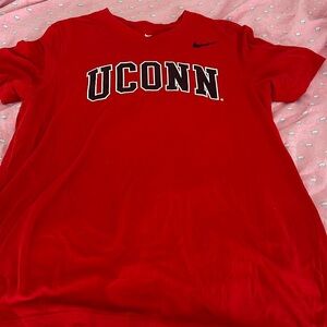 GUC UConn Nike t-shirt red size large